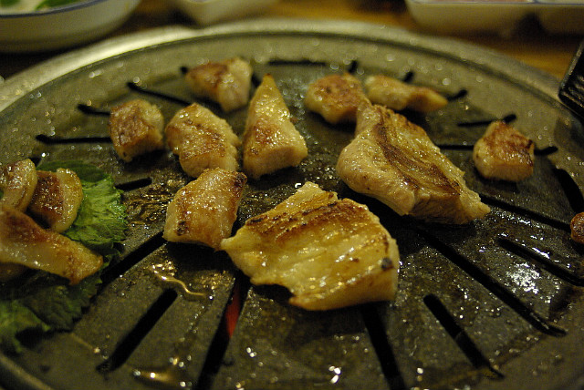 산청엔흙돼지 이미지