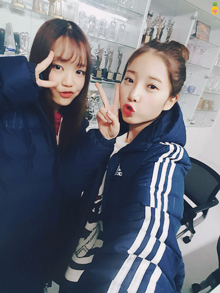 오늘자 에이프릴.jpg | 인스티즈
