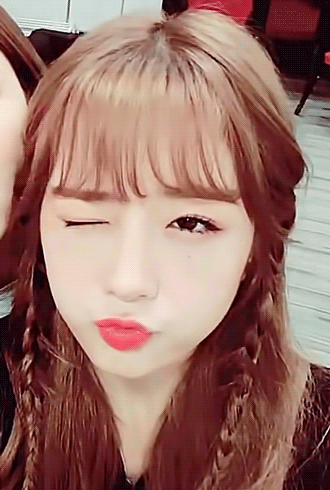 오늘자 에이핑크 브이앱(초롱이 위주).gif | 인스티즈