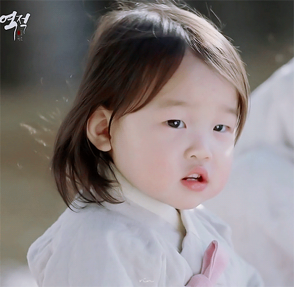 [역적] 짱덕사 할뻔한 길동이 동생 아가 어리니.jpgif | 인스티즈