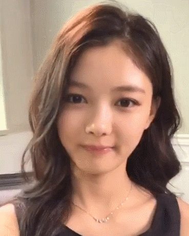 최근 김유정 화보 비하인드 | 인스티즈