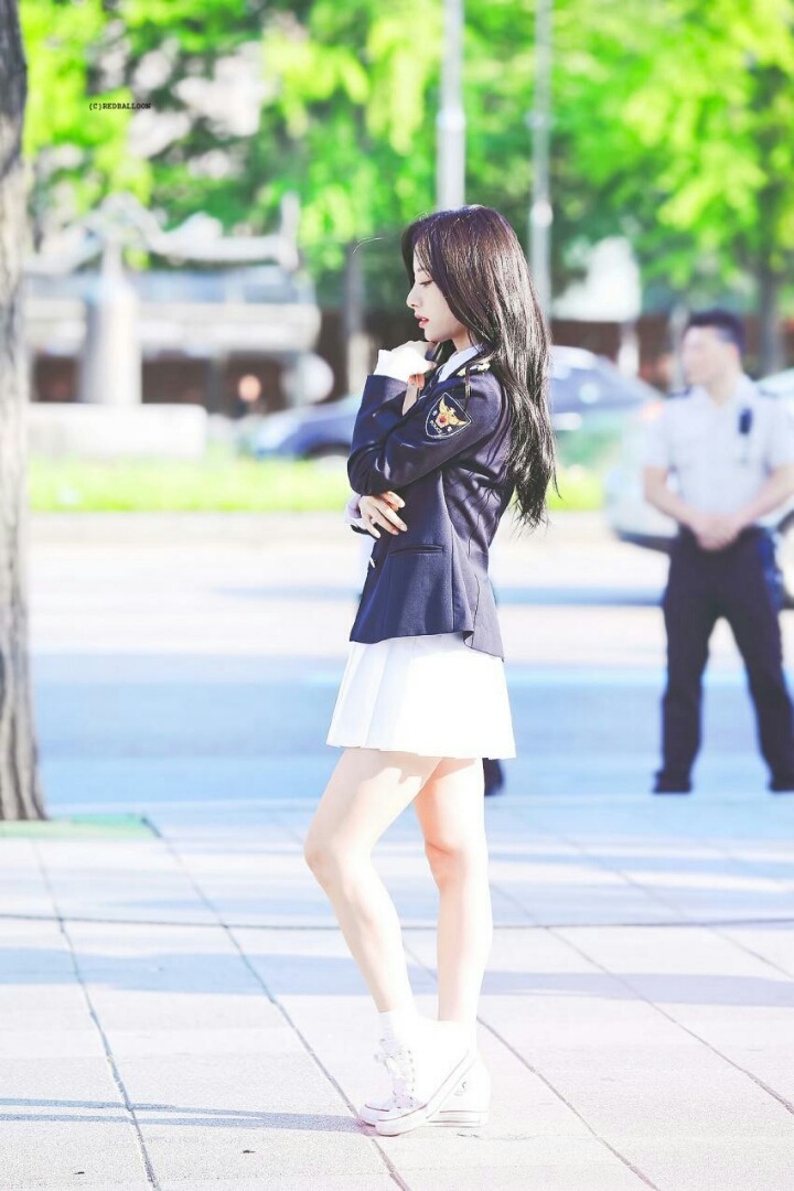 경찰 제복 입은 우주소녀 보나 | 인스티즈