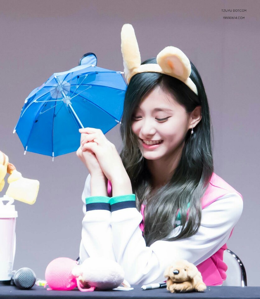 [트와이스] 오늘 생일이라는 쯔위 레전드사진 모음 | 인스티즈
