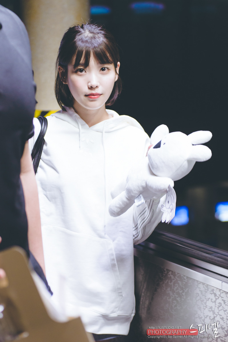단발이 잘어울리는 아이유 | 인스티즈