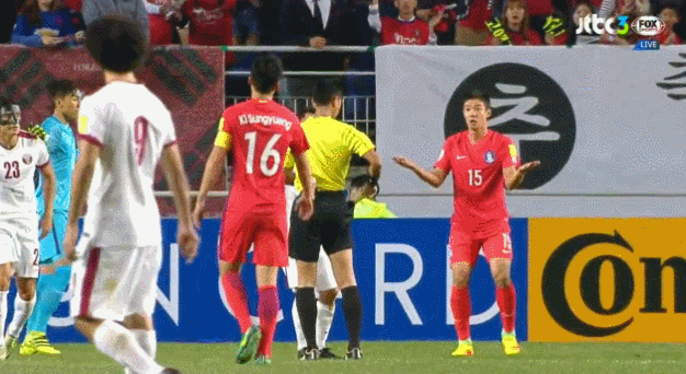 오늘 소리아에게 탈탈털린 홍정호.gif | 인스티즈