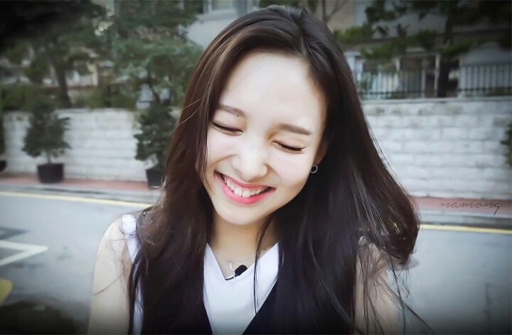 트와이스의 맏언니 나연 (데이터주의) | 인스티즈