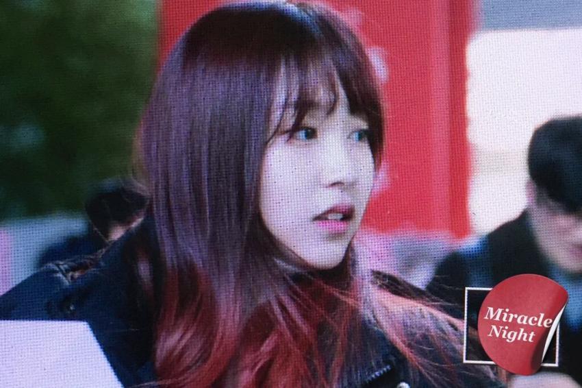 오늘자 화장 연하게하고 리즈 찍은 트와이스 미나 | 인스티즈