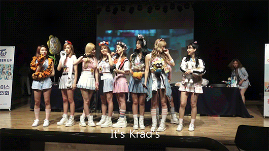 트와이스 서열 9위 모구리를 놀리는 방법.gif | 인스티즈