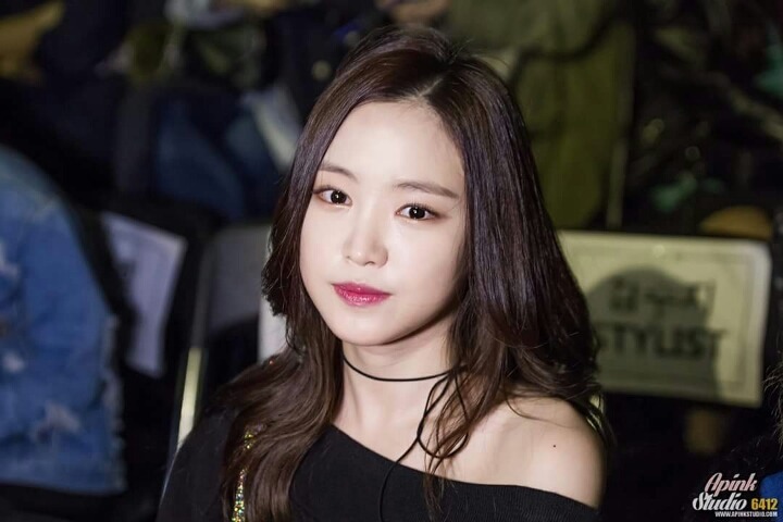 손나은의 어깨라인.jpgif | 인스티즈
