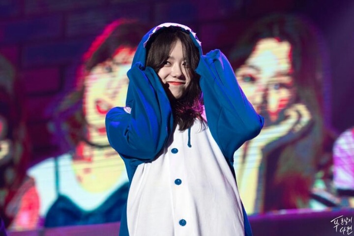 뭔데 이렇게 귀엽나싶은 물오른 김소혜 | 인스티즈