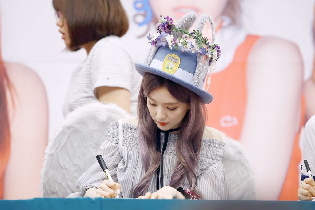 레드벨벳 토끼 아이린.gif | 인스티즈