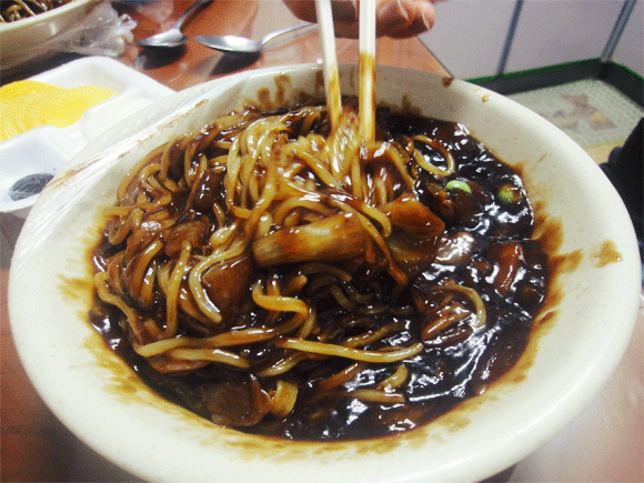야심한 밤에 기분이 좋아지는 짤 | 인스티즈