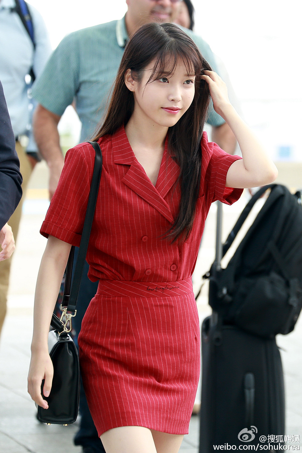 공항에서 아이유 | 인스티즈