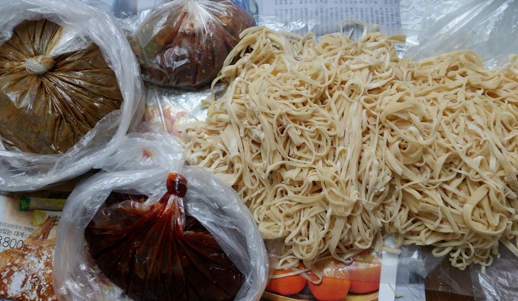 어머니 칼국수 이미지