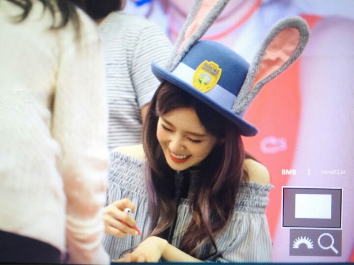[레드벨벳] 오늘 팬싸에 주디홉스 모자 쓴 아이린 | 인스티즈