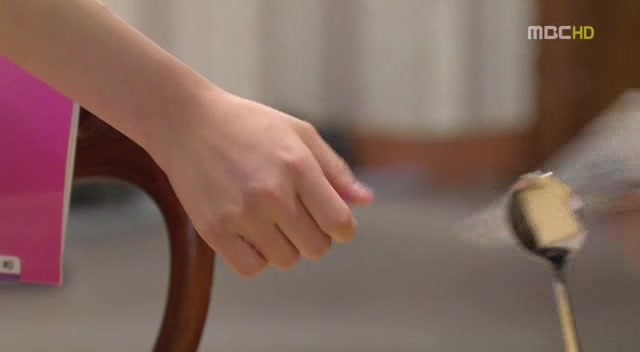 [지붕킥] 인형뽑기에 중독된 신애 (1/4) | 인스티즈