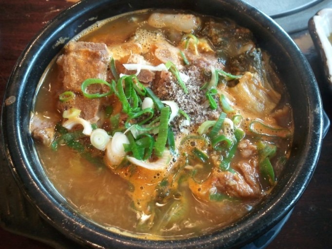 뼈다귀해장국 이미지