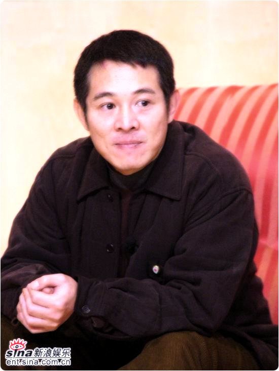 중국내에서도 이미지가 좋은 무술배우.. 영화에서나 또한 사생활마저도 모든사람들에게 귀감이 되고 존경심을 불러일으키는 분 | 인스티즈