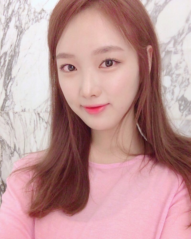 이성경 느낌나는 sbs 아나운서 | 인스티즈