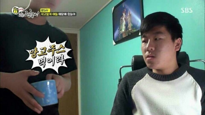 공부하는 형 방해하는 동생.jpg | 인스티즈