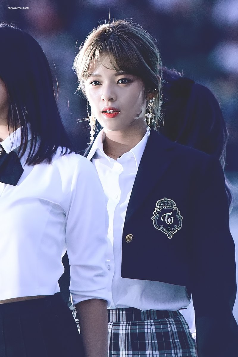 분위기있는 트와이스 정연.jpg | 인스티즈