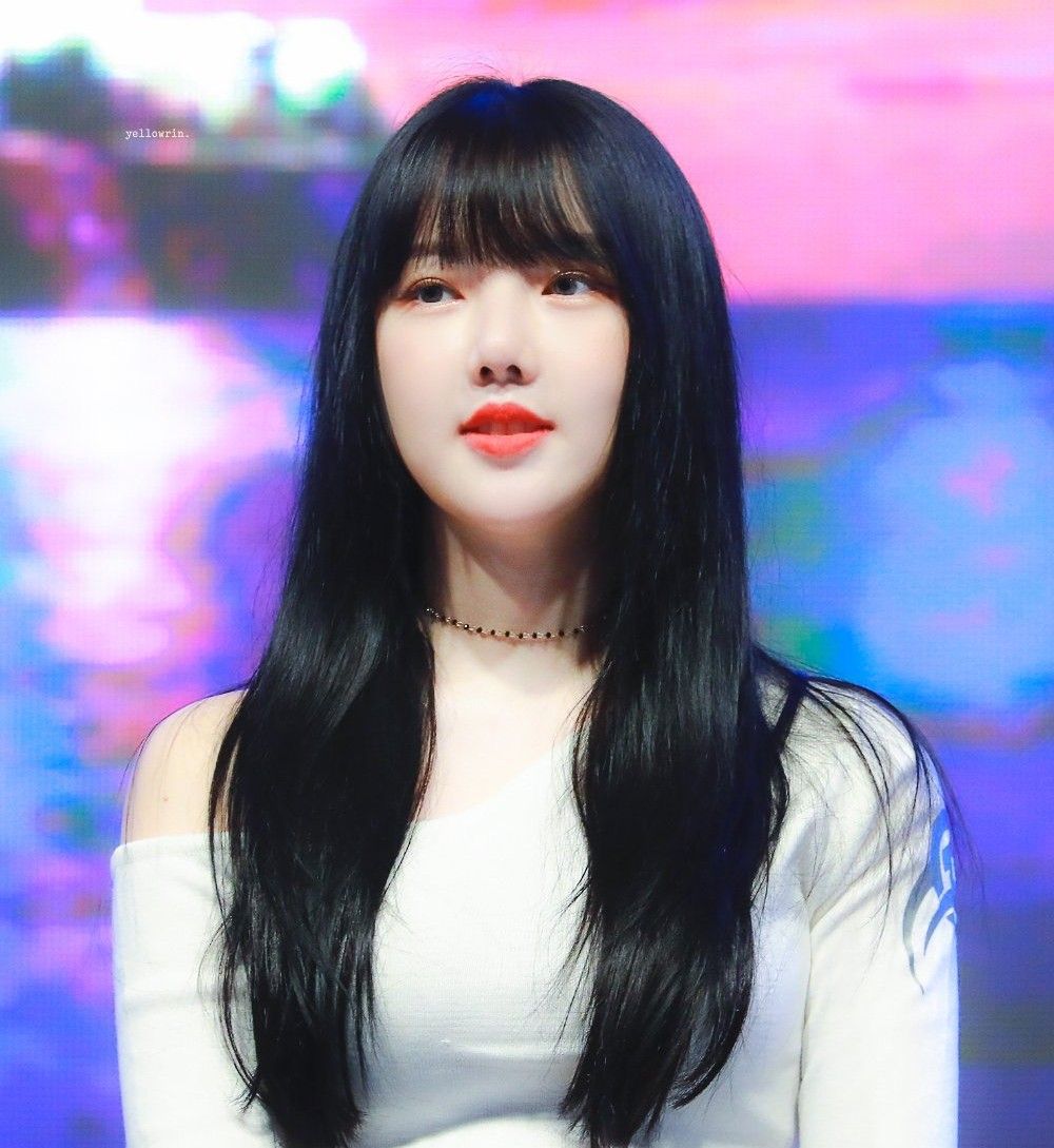 2020년 첫 여자친구 예린이.jpgif | 인스티즈