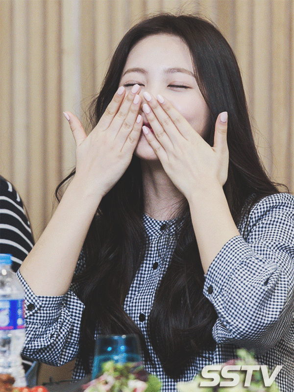 레드벨벳 막내라인의 애교.gif | 인스티즈