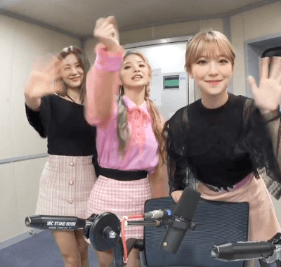 배텐에 나온 프로미스나인 멤버 3인.gif | 인스티즈