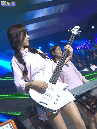 민아 X 베이스.jpgif | 인스티즈