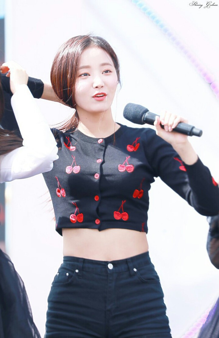 모모랜드의 대표 비쥬얼 연우.jpg | 인스티즈