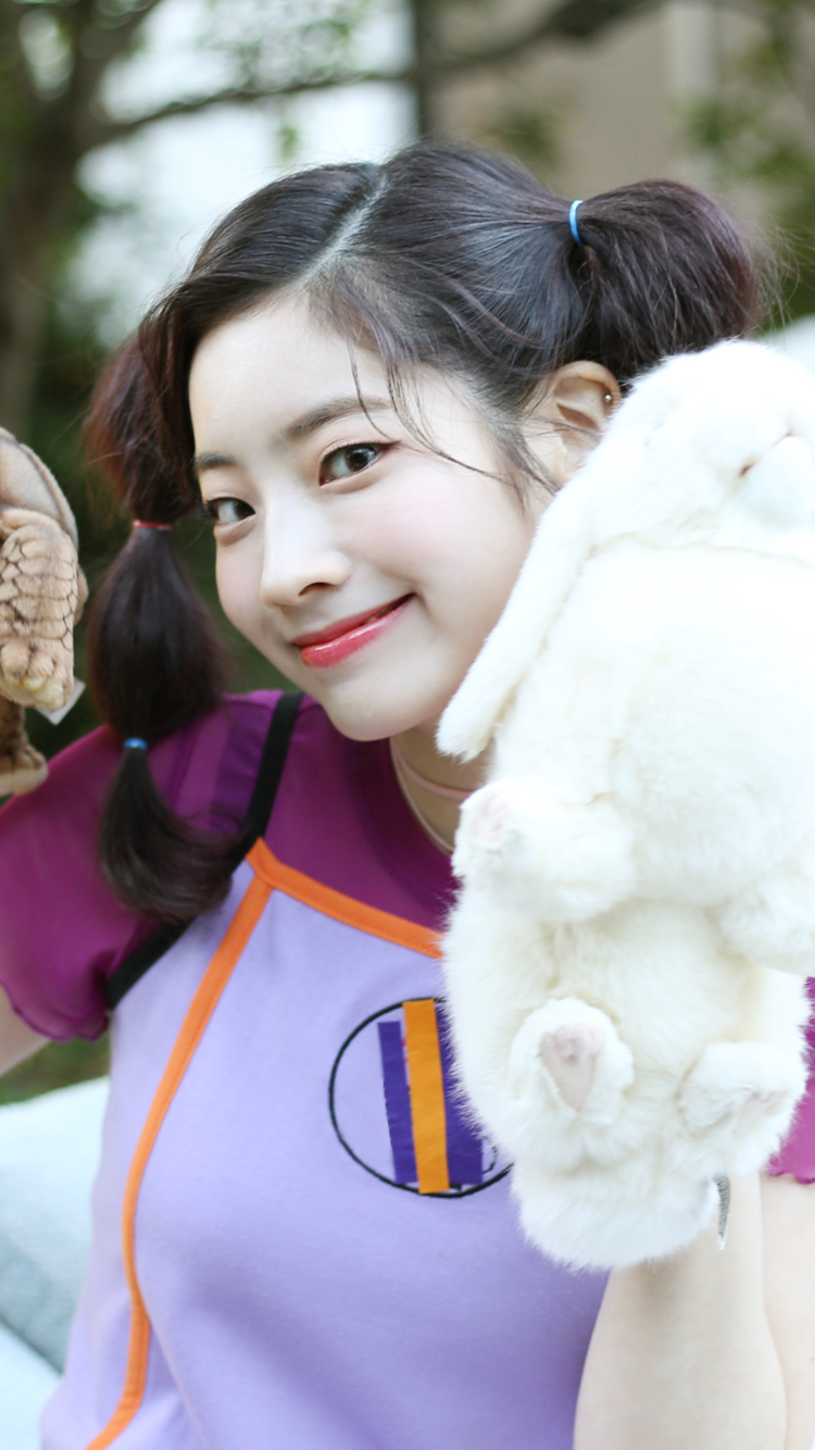 트와이스 Likey 자켓 촬영 폰 배경화면 & 잠금화면. png | 인스티즈