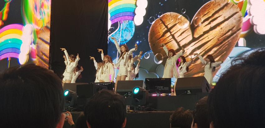 오늘자 제주도에서 CJ 기업행사 공연중인 아이즈원 | 인스티즈