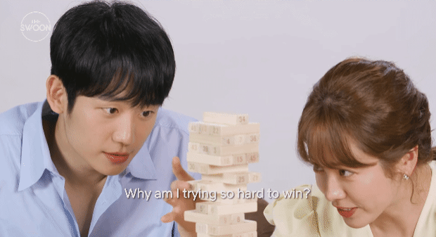  젠가게임하는데 성격 보이는 한지민 정해인.jpgif | 인스티즈