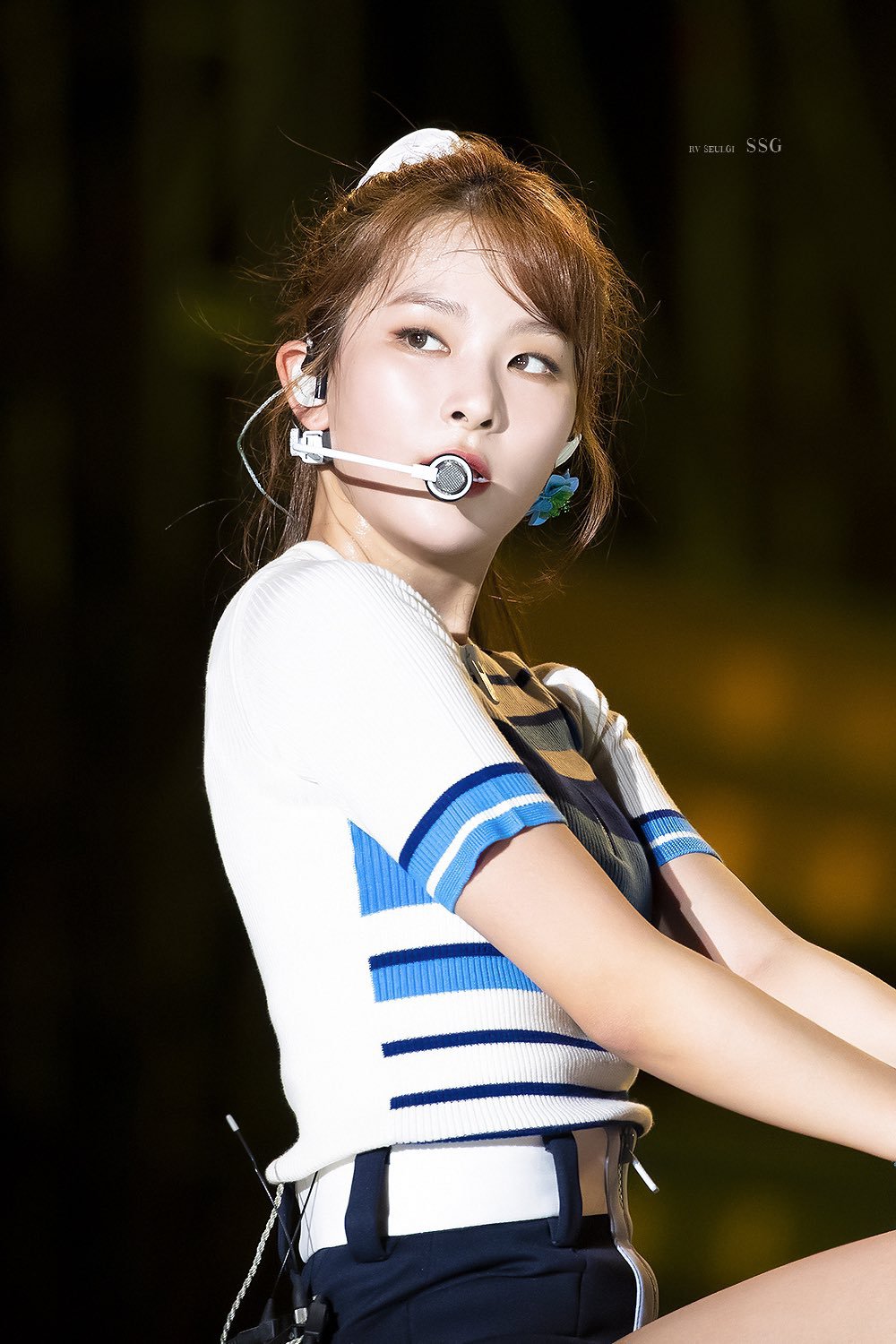 묶은 머리가 잘어울리는 슬기.jpgif | 인스티즈