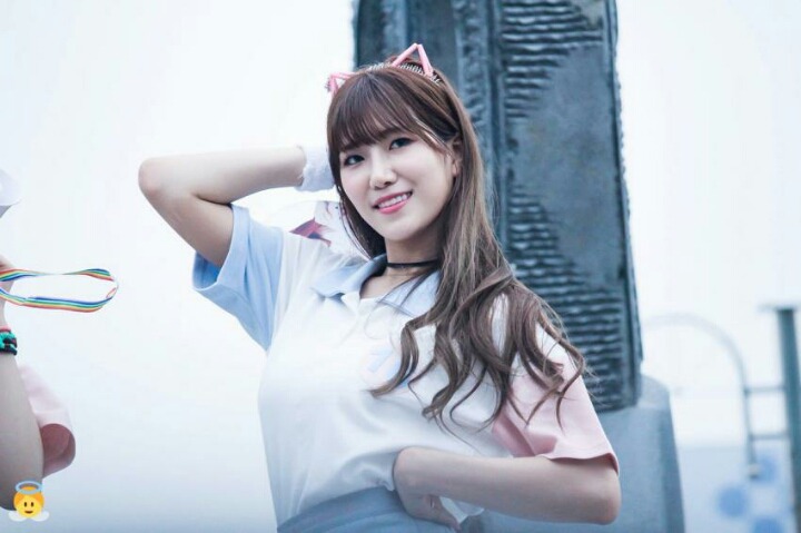 섹시포즈 뺏긴거에 대한 우주소녀 루다의 생각 | 인스티즈