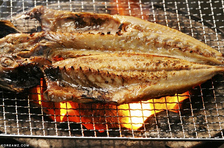 고소하게 잘구워진 생선구이 gifjpg | 인스티즈