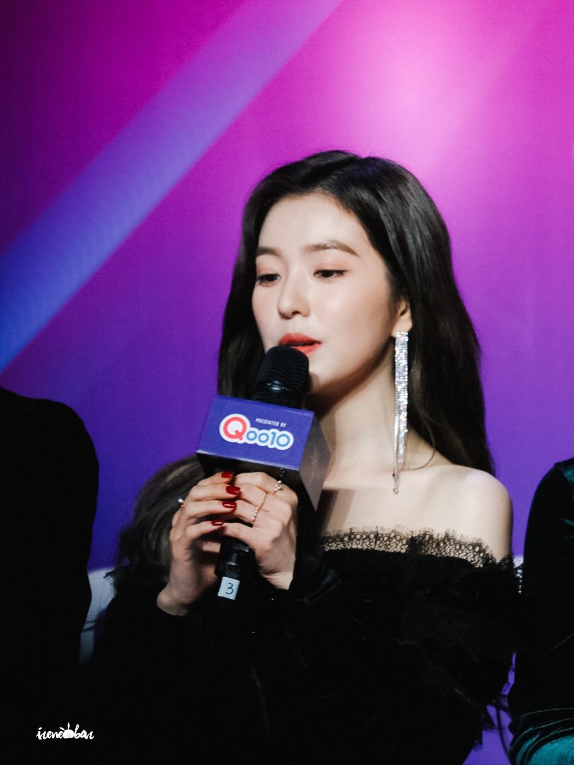 시상식에서 미모 폭격하고 다니는 아이린.jpg | 인스티즈