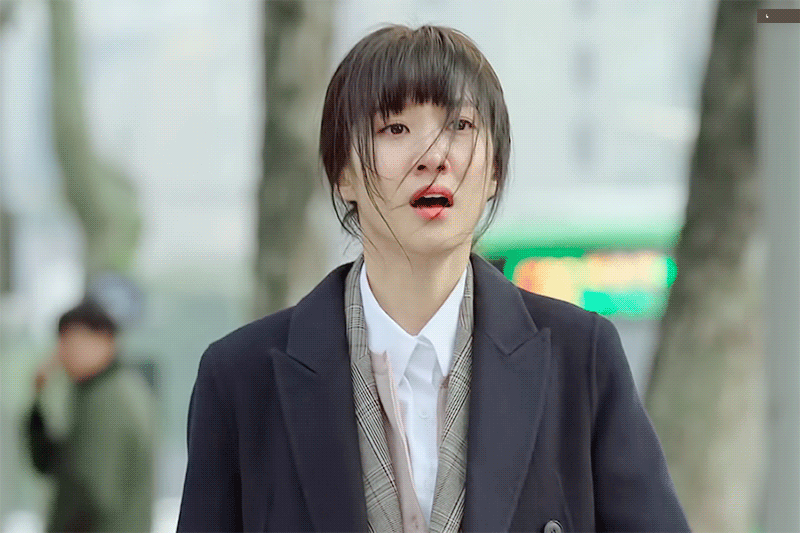 안흔한 판사 비주얼.gif | 인스티즈