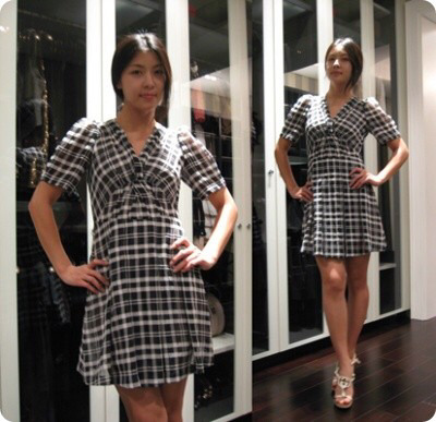 어느 연예인의 무섭도록 한결같은 협찬사진.jpg | 인스티즈