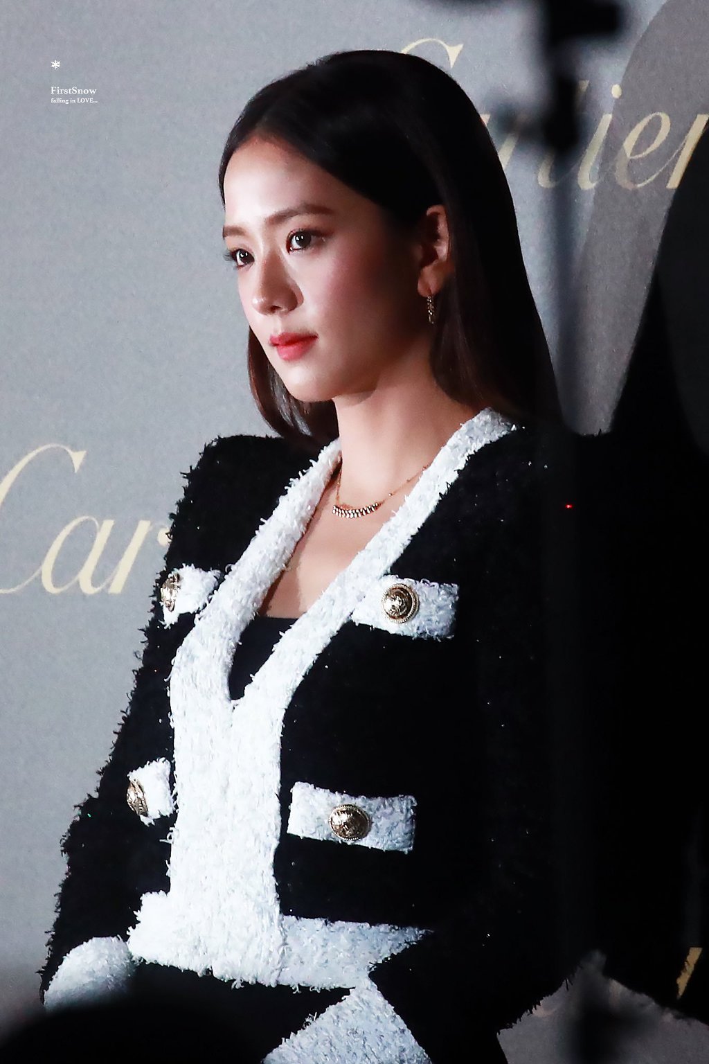 까르띠에 행사 참석한 블랙핑크 지수.jpgif | 인스티즈