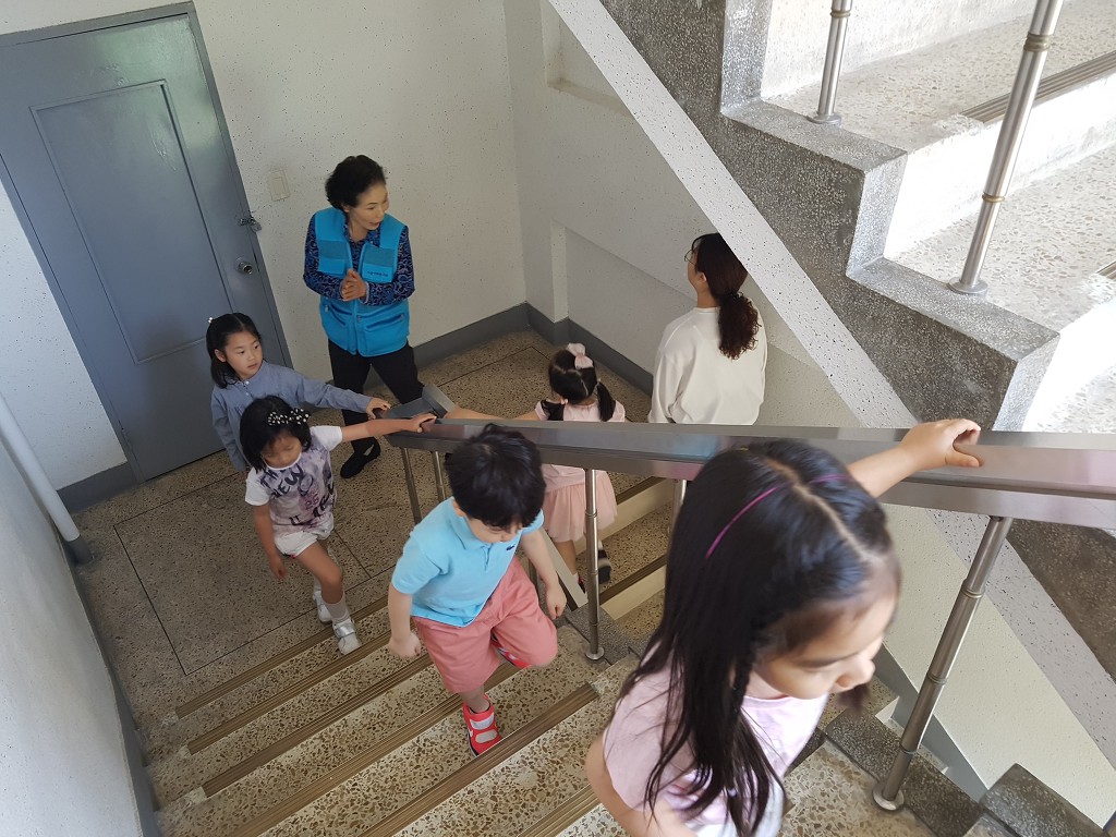 명지전문대학부속명지유치원 이미지