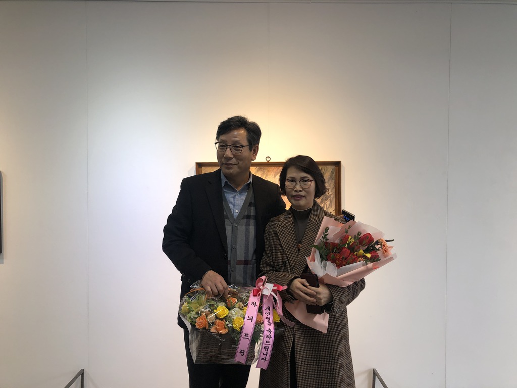 아정갤러리 이미지