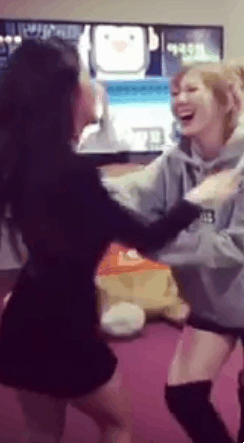 흥이 폭발한 아이린.gif | 인스티즈