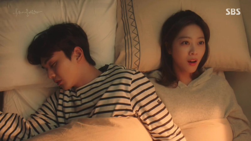 유승호가 진짜로 손만 잡고 자서 빡친 조보아 | 인스티즈
