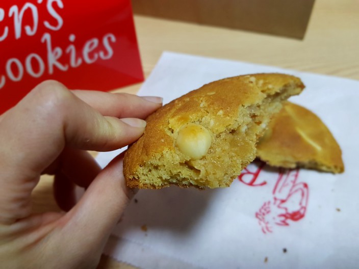 두툼하고 짱맛이라는 프랜차이즈 쿠키...jpg | 인스티즈