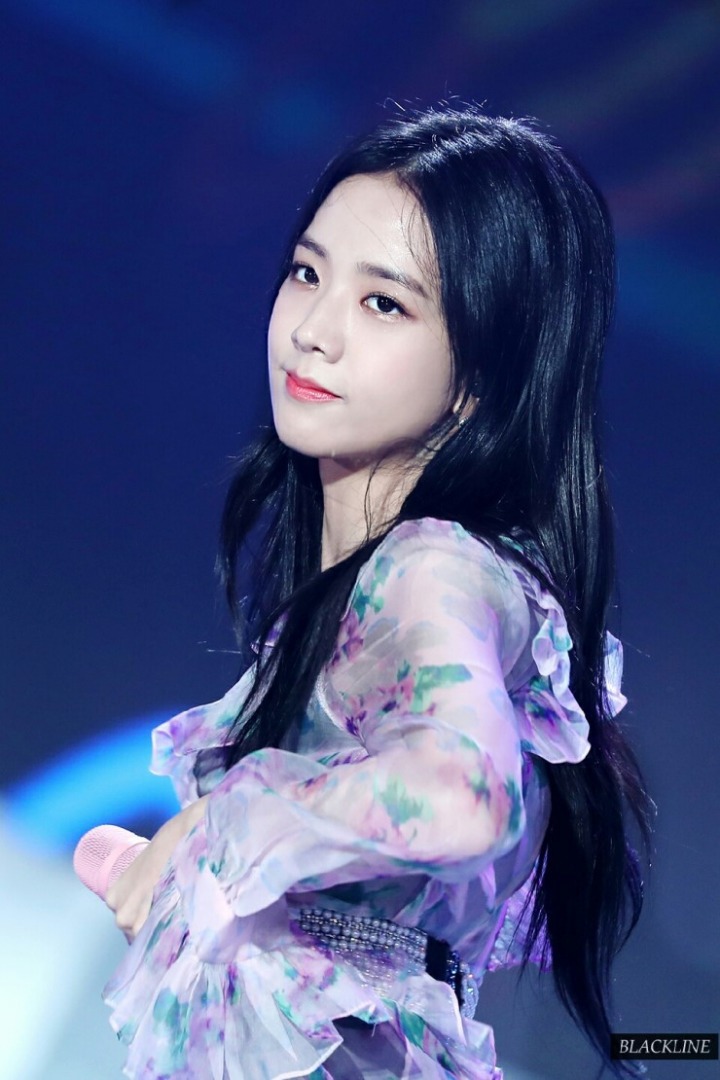 카페에 올라왔던 지수짤포함해 다시 공유하고싶으니 지수 | 인스티즈