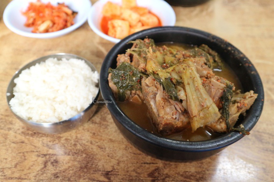 전날 과음한 당신, 친구와 해장겸 식사를 하러 가는데 당신의 선택은? | 인스티즈