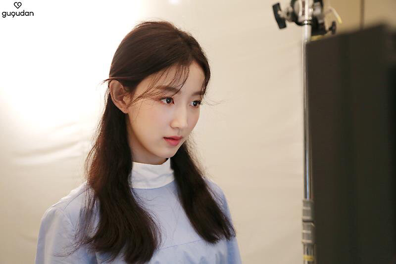 [구구단] 염색이 되는동안 기다리는게 지루해서 하나 | 인스티즈