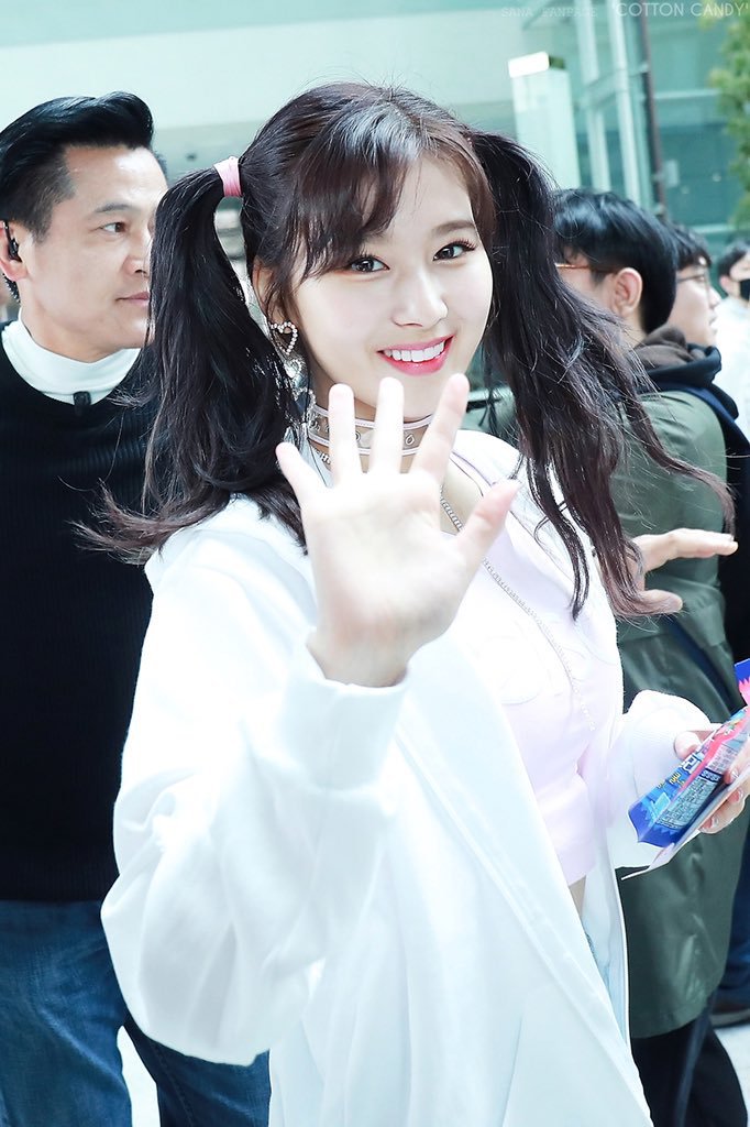 트와이스의 큐티갓 사나.jpg | 인스티즈
