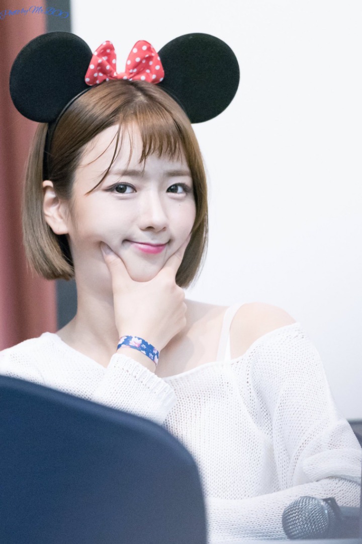 에이핑크 윤보미 생일 기념.gif | 인스티즈